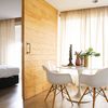Crear + instalación puerta panel corredero como acceso a un salón
