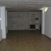 Decorar un sótano para convertirlo en sala de juegos