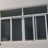 Poner unas ventanas de cristal translúcidos
