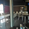 Limpiar un bar (la terraza y el toldo)