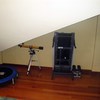 Poner armario a medida en habitacion de atico
