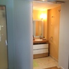Obra + instalación puerta corredera baño