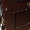Reparar arañazos en puerta