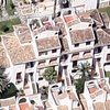Colocacion Zocalo de Azulejo en Fachada Edificio y Colocacion Pasamanos y Rodapie en dos Escaleras