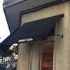 Instalar toldo con logo impreso en local comercial