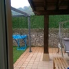 Poner lateral a un porche en jardin