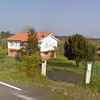 Asfaltar acceso a vivienda