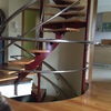 Completar barandilla de escalera caracol