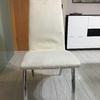 Tapizar cuatro sillas de salón