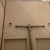 Instalar tubos campana en fachada interior de adosado