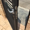Reparar puerta metálica