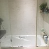 Quitar bañera y poner ducha, arreglar paredes, mover grifo y mampara