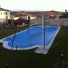Bordear una piscina de 10m x 4m