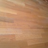 Suministrar y colocar unos 4 m2 de parquet natural de roble