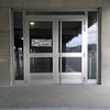 Puerta de acceso de la comunidad de vecinos