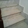 Pulir escalera de mármol