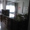 Actualizar muebles de salón (lacar en blanco y recuperar el color de la madera)