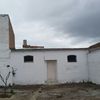 Retirar uralita antiguas cuadras apoyads en 9 vigas de hierro