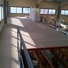 Ledinbox oficina altillo, instalar parquet sintetico