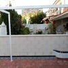 Valla de aluminio en jardin