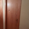 Reparar golpe en puerta de madera