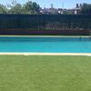 Suministro e instalación de brezo perimetral piscina