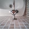 Modificar toma del grifo del lavabo y poner una ventana mas grande