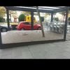 Decorar una terraza cubierta de una taberna