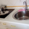 Quitar encimera de aglomerado en cocina y colocar nueva de silestone con huecos de fregadero y vitroceramica