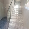 Colocar barandillas de cristal