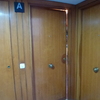 Cambiar puerta de entrada del piso por una de seguridad