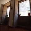 Instalar 4 contraventanas de madera