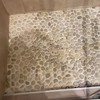 Repara suelo empedrado de ducha