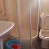Humedades en ducha y cambio de mampara