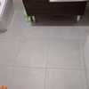 Cambiar suelo baño