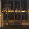 Puerta entrada edificio