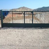 Puerta corredera con motor eléctrico