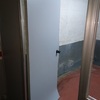 Puerta mampara