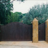 Puerta de hierro entrada finca