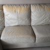 Tapizar en piel sofá con chaise longue