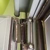 Cambio bisagra oscilo-batiente en ventana