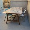 Remodelado de mesa de azulejo y madera